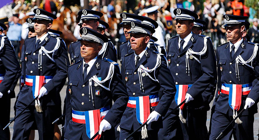 Французская полиция находится в системе Министерства внутренних дел